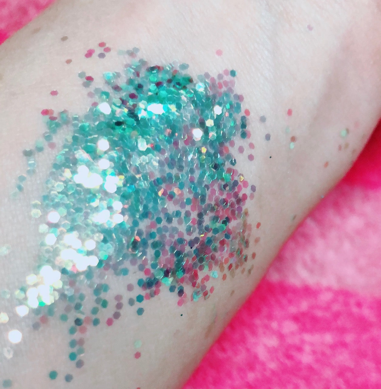 Inked Doll Cosmetics - Electric Lily Chunky Iridescent Glamdoll Glitter