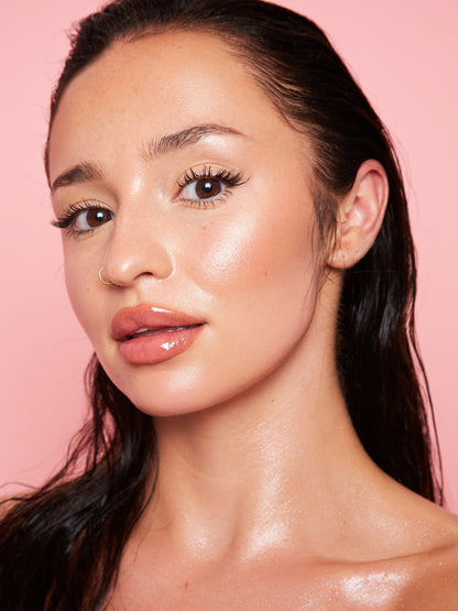 Cheek Of It Liquid Highlighter