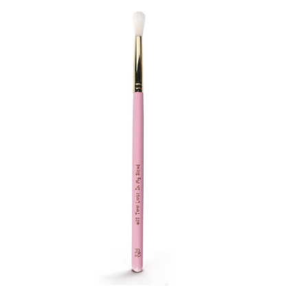 #117 Tall Crease Blender Brush
