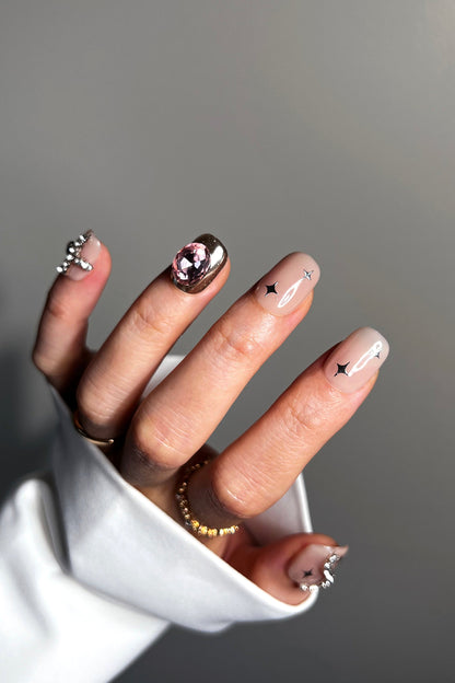 Bonmuz - Baroness's Bloom | Pro Handmade Gel Nails
